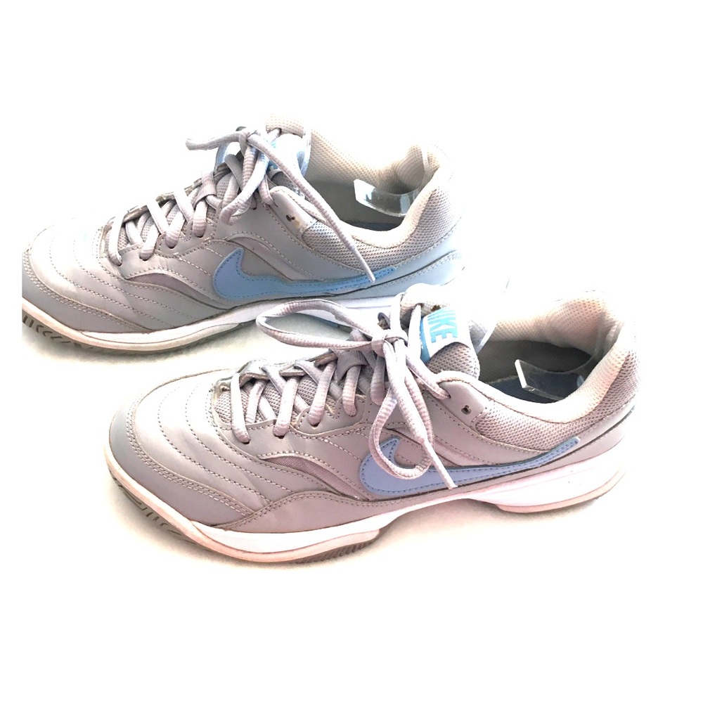 Gray/Blue Nike size 8 women’s sneakers